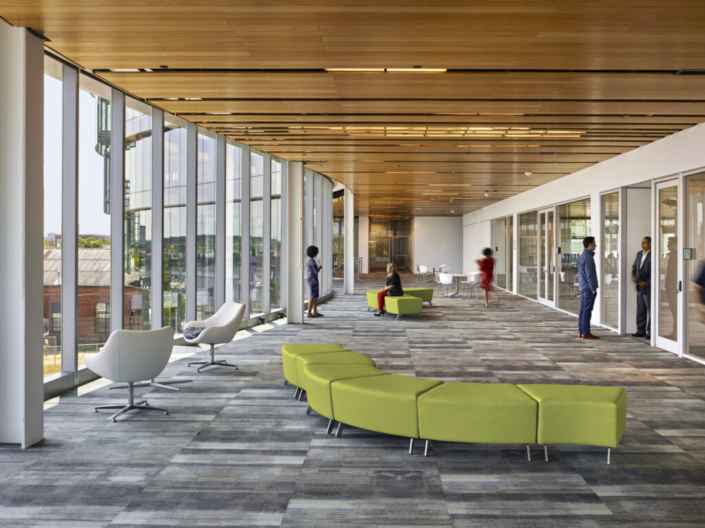 With a shift towards hybrid work, office building design focuses on flexible spaces and multi-purpose areas. Courtesy: SmithGroup