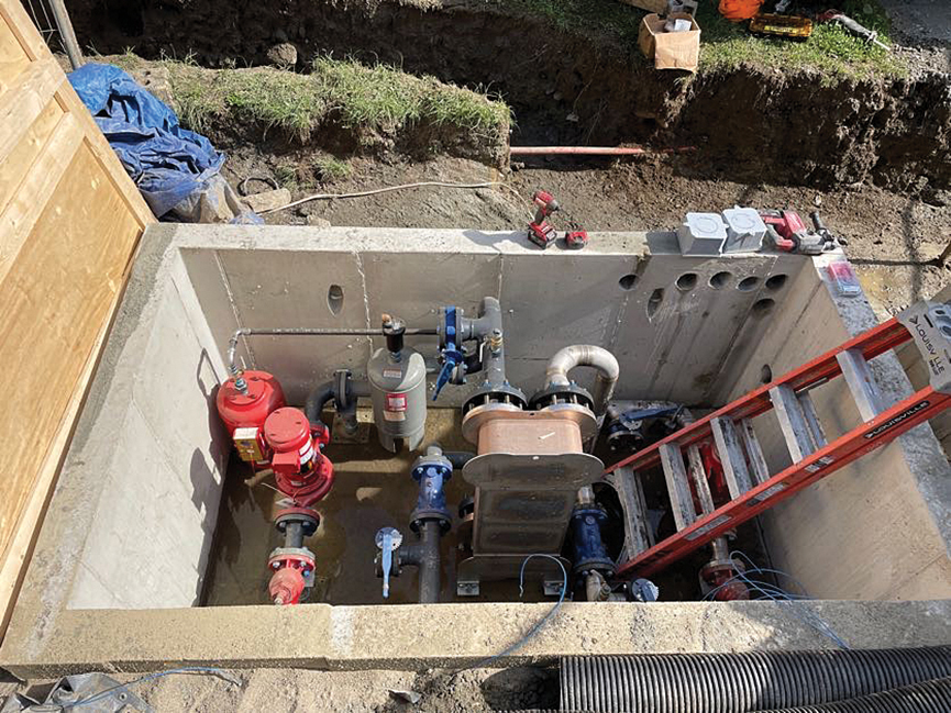 Figure 4: Equipment located in a heat transfer vault in a larger distribution system. Courtesy: CDM Smith