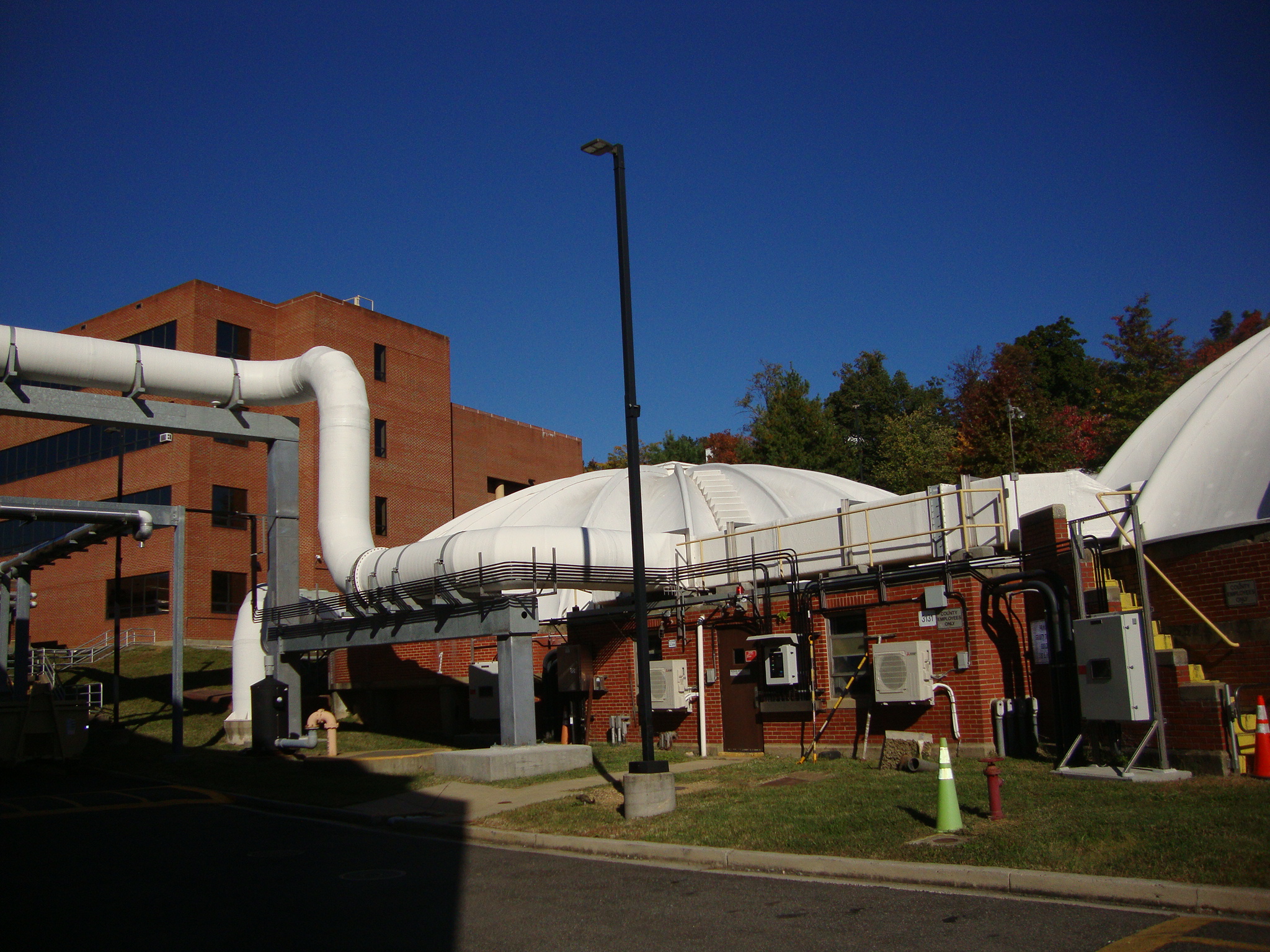 Figure 6: Arlington County Water Pollution Control Plant preliminary treatment building odor control duct to gravity thickeners. Courtesy: CDM Smith