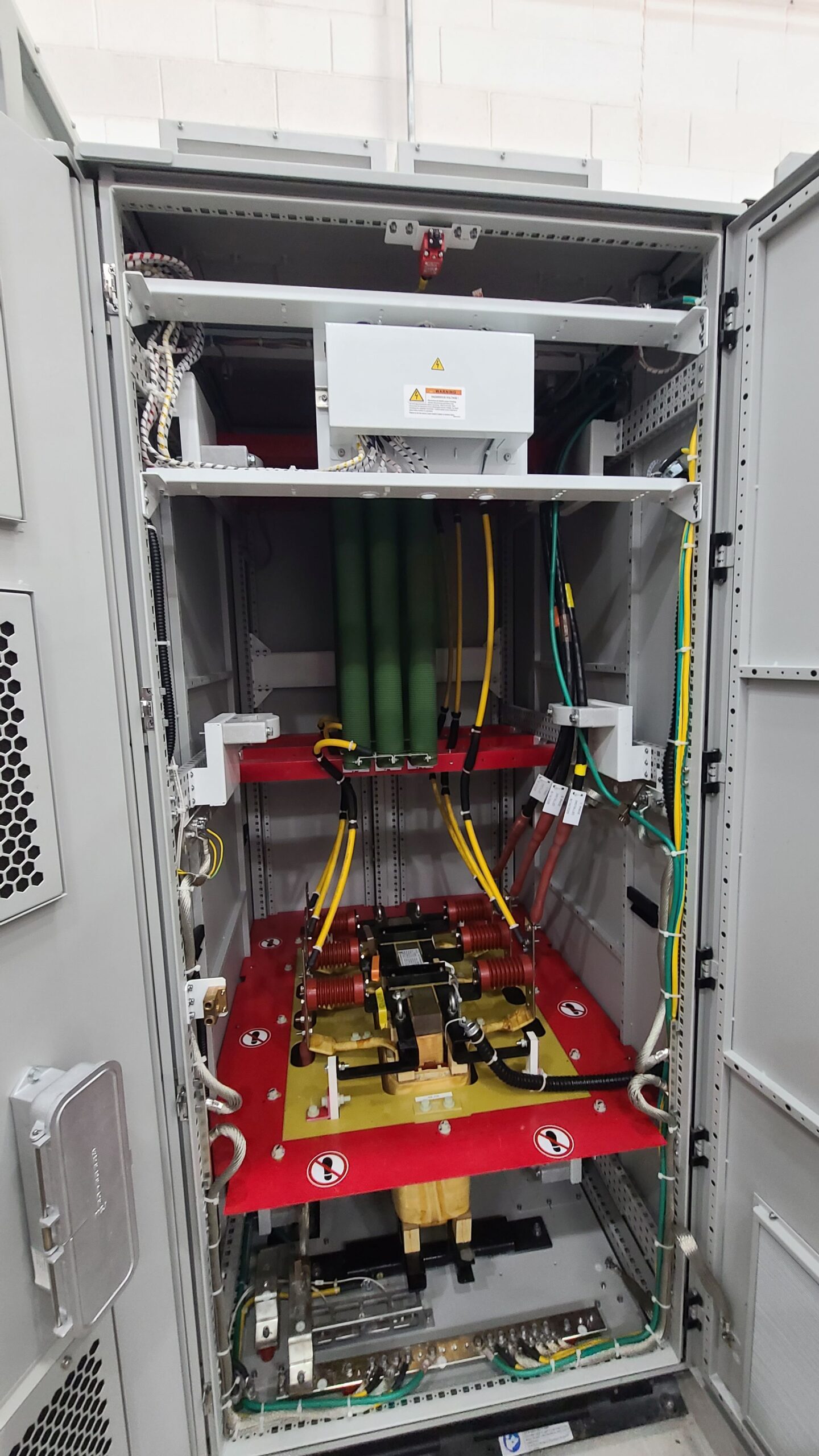 Figure 6: An output dV/dt filter included as part of an 800 hp variable frequency drive enclosure. Courtesy: CDM Smith