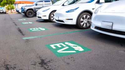 Electric vehicle charging spots in Hawaii. Courtesy: CDM Smith