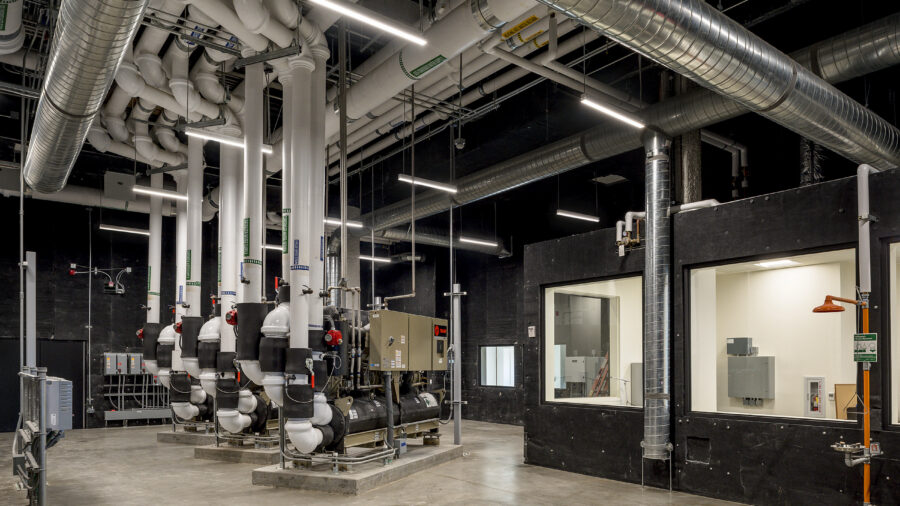 Ohlone Community College District Academic Core Building. Reversible heat pump chillers in tandem with a geothermal bore field provide heating and cooling to the facility and additional parts of the campus. Courtesy: CannonDesign